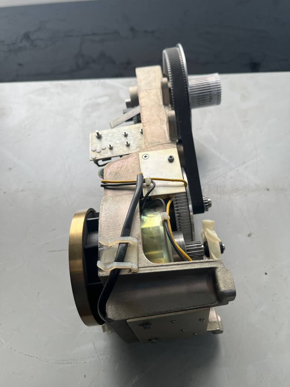 Редуктор радара Bridge Master 65601 157 s.n РНД-415938 б.у на проверку