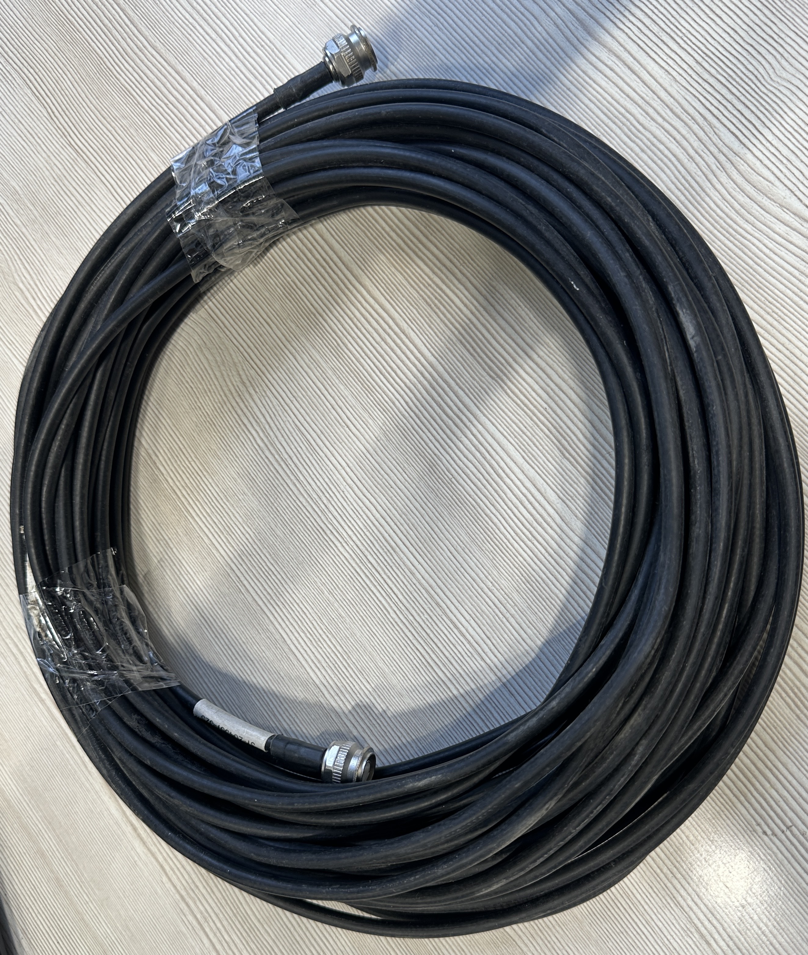 Коаксиальный кабель HUBER+SUHNER RG 223/U с разъемами, 25м
