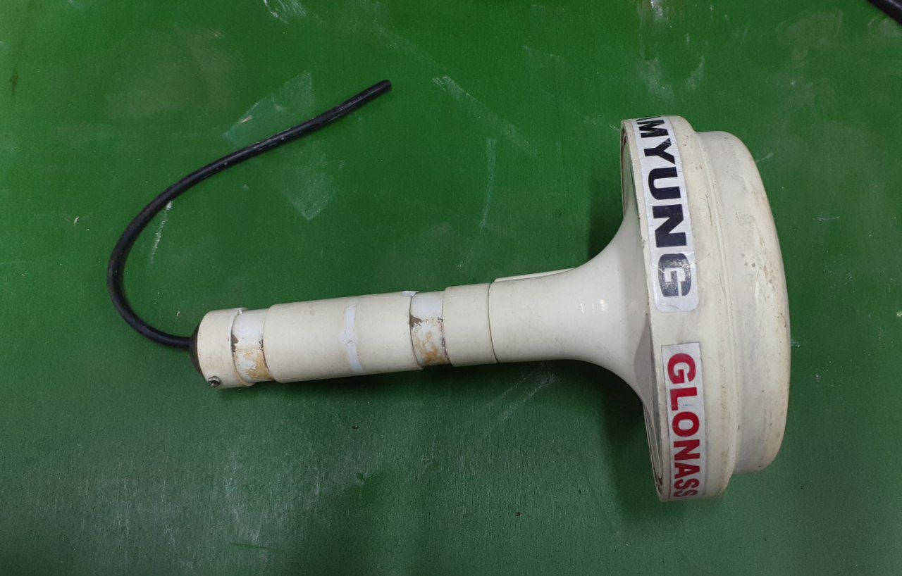 Антенна Samyung GPS Glonass-50, s.n BBA0140, б.у, рабочее