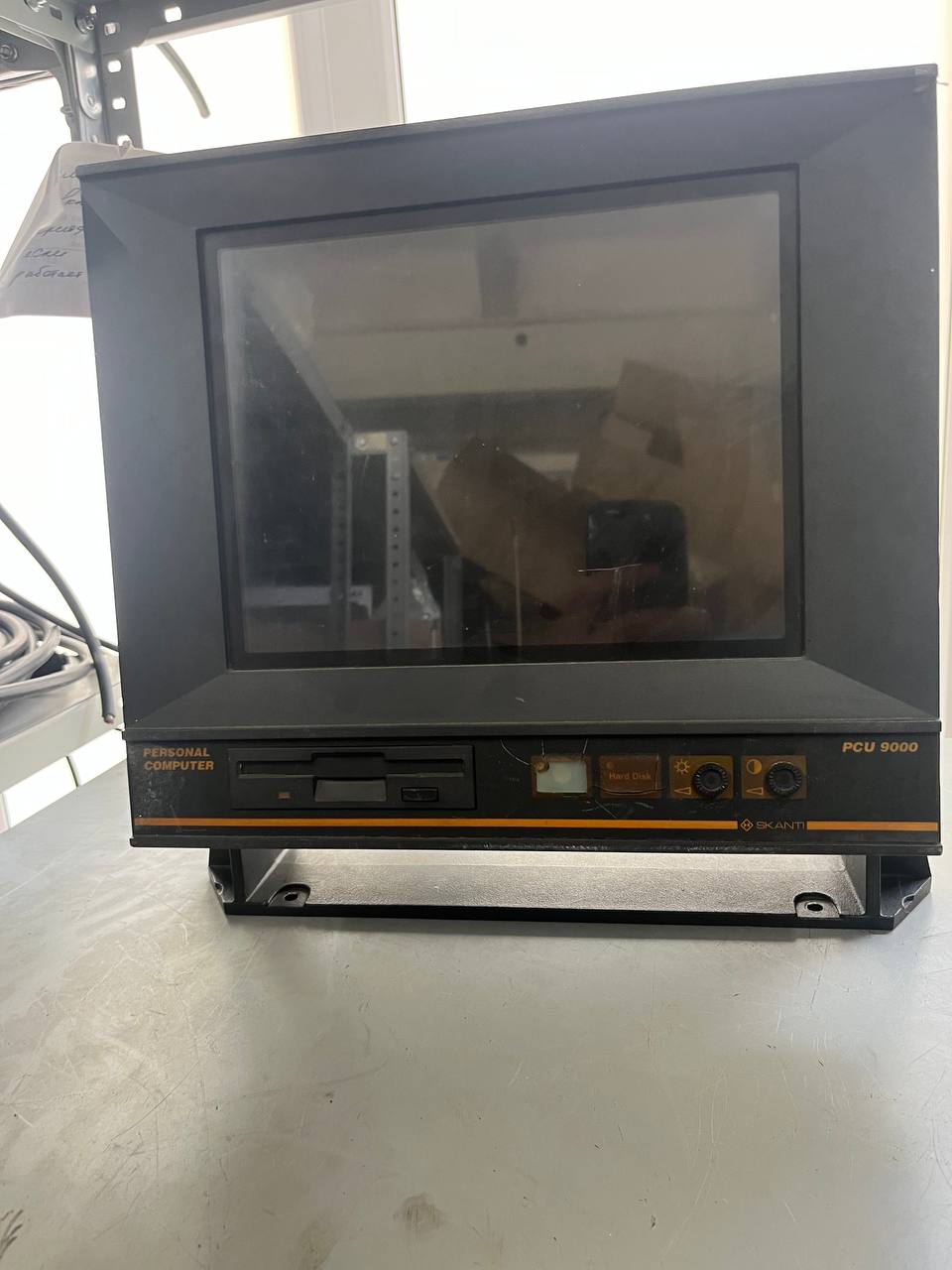 Терминал сообщений Skanti PC Unit PC 9000 s.n 3092390032 б.у на проверку